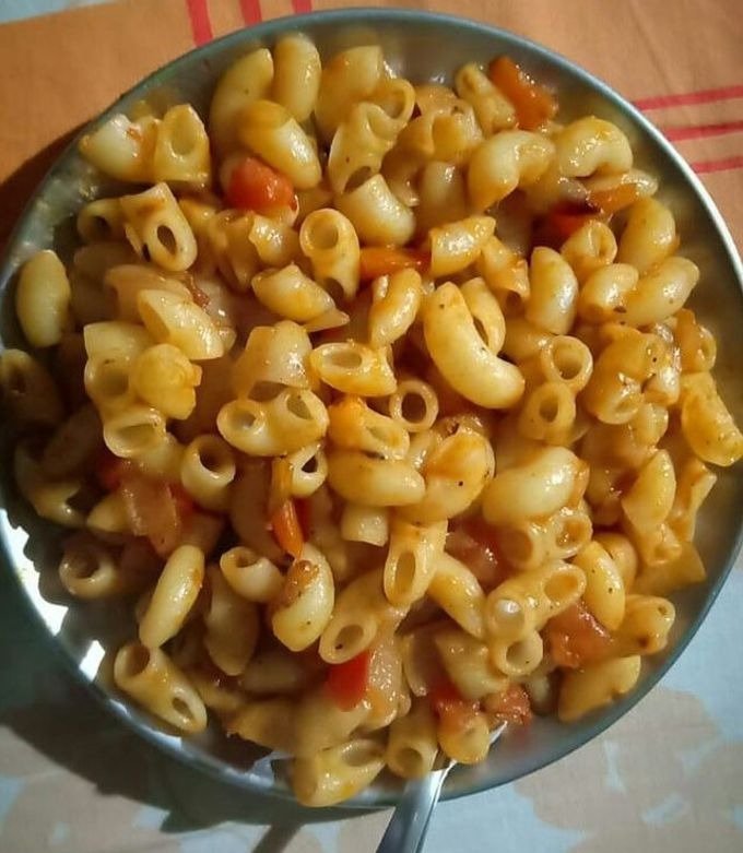 Macroni